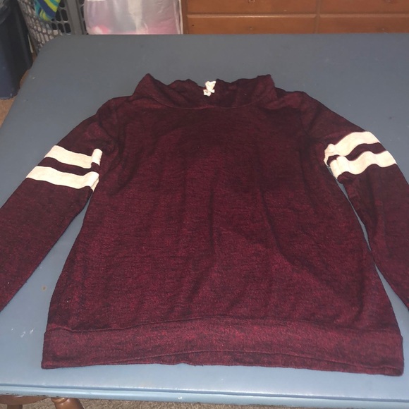 Charlotte Russe Tops - Charlotte Russe long sleeve sweatshirt